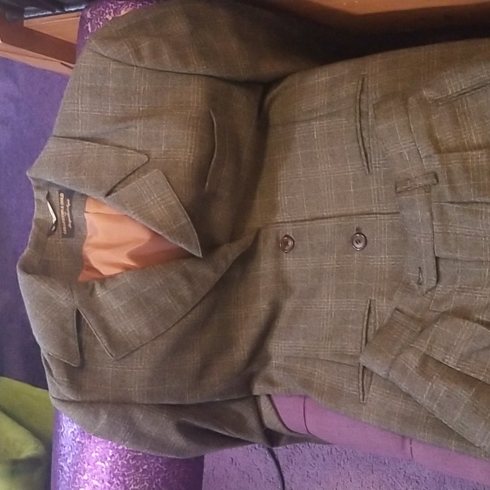 Two piece fully lined wool pants suit